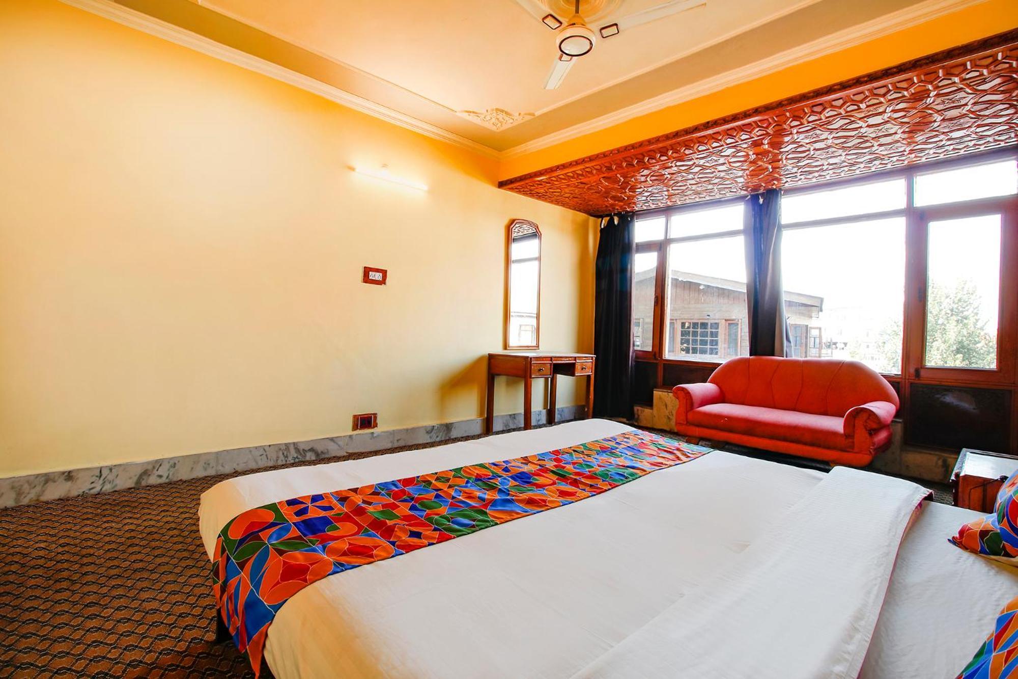 Fabhotel Kashmir Hilltown Durgjan Exterior foto